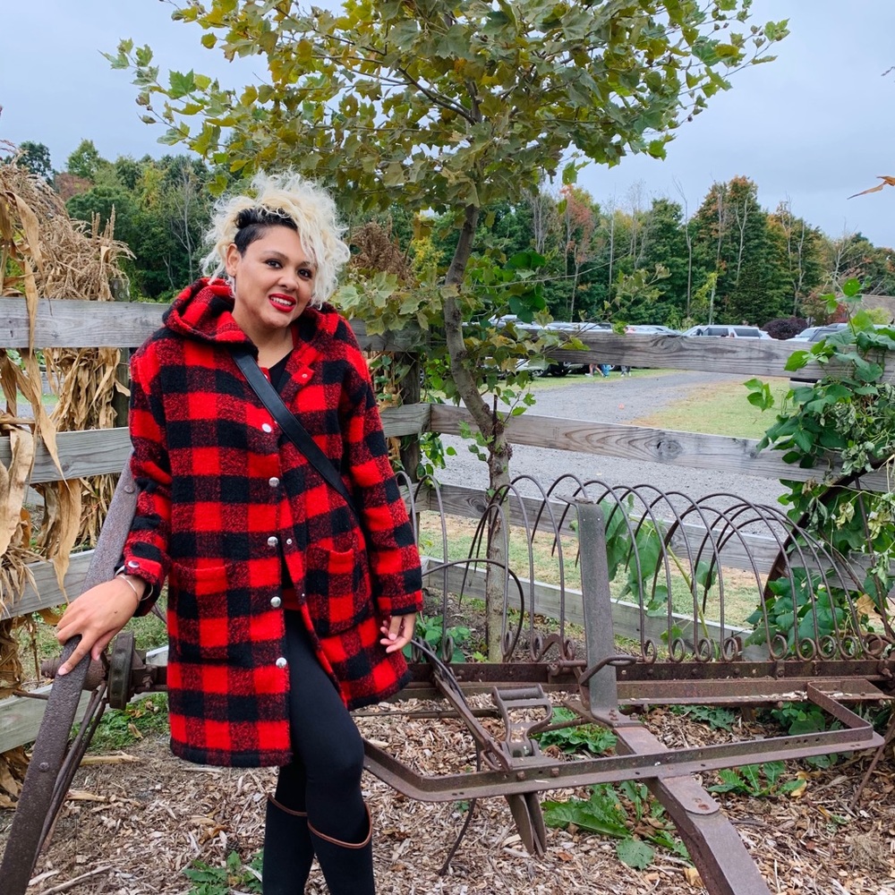 Meet your Posher, Mari